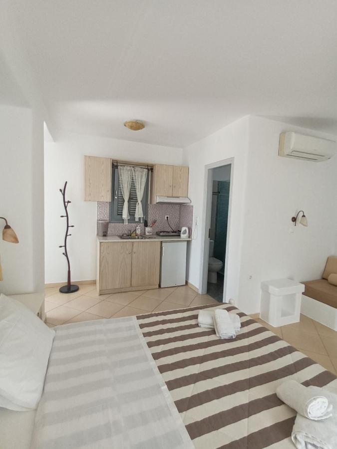 Theofanis Studios Agia Anna  Ngoại thất bức ảnh