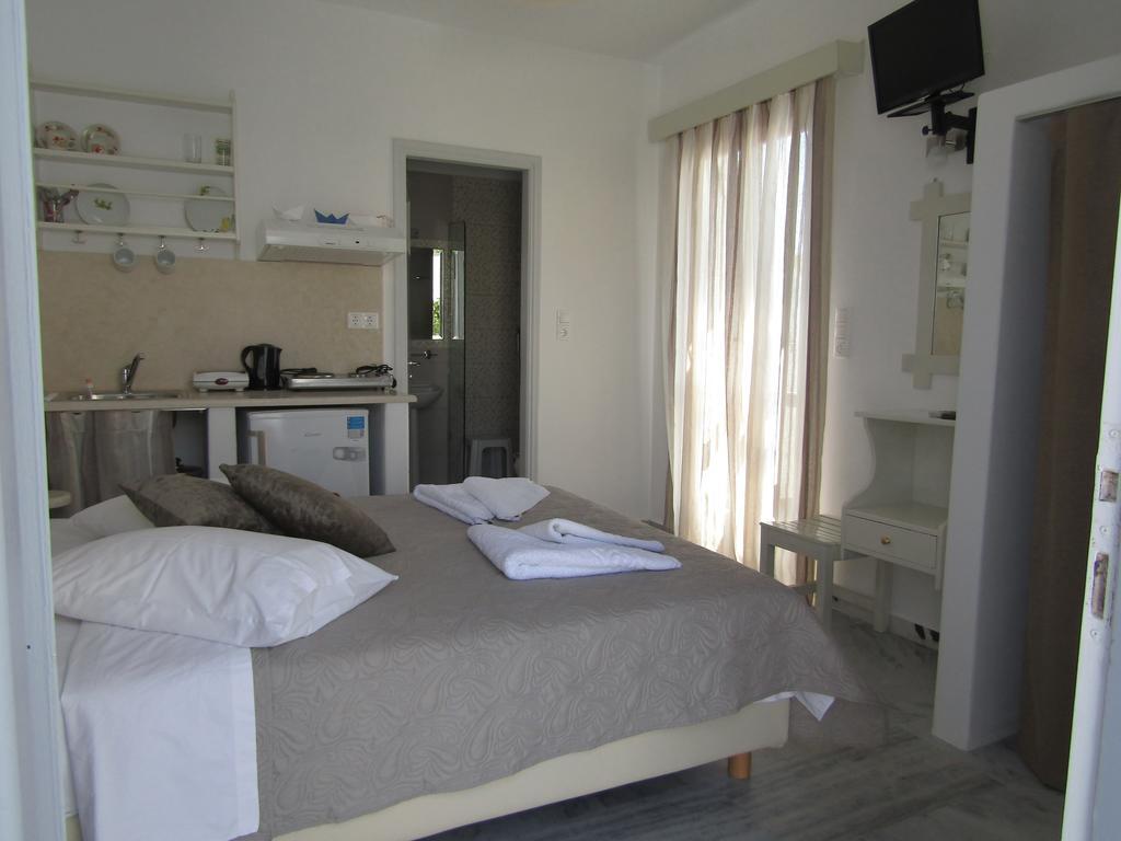 Theofanis Studios Agia Anna  Ngoại thất bức ảnh